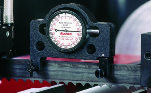 云阳锯切钛合金用双金属带锯条还是硬质合金带锯条？